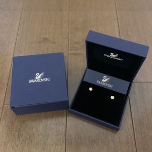 Authentic Swarovski round silver stud earrings